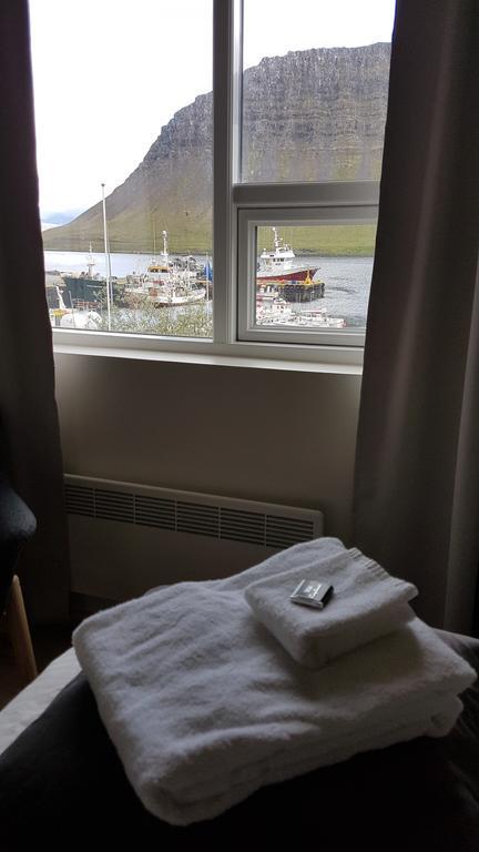 Bíldudalur Harbour Inn - Guesthouse المظهر الخارجي الصورة